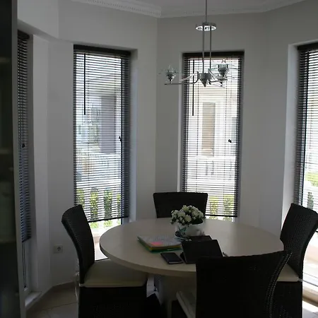 Olympias Apartment *